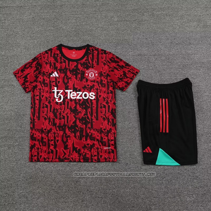 Tracksuit
 Manchester United 2023-2024 Short Sleeve
 Red
 - Shorts
